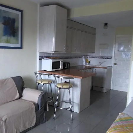 Beautiful Ground Floor Benalbeach Apartment Benalmadena